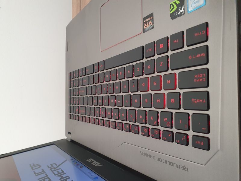 БУ Игровой ноутбук Asus ROG Strix GL502VMK 15.6" FHD / Intel Core i7-7700HQ / Nvidia GTX1060 6гб / 16гб DDR4 / 128гб SSD + 500гб HDD #3317 фото